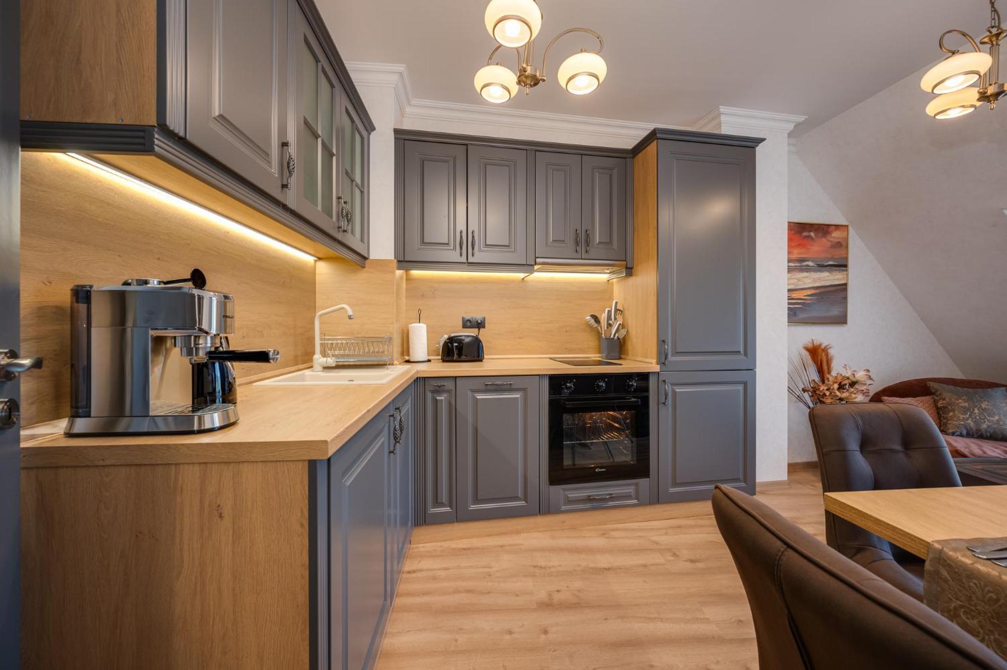 Prestige Central Apartments Varna Bagian luar foto