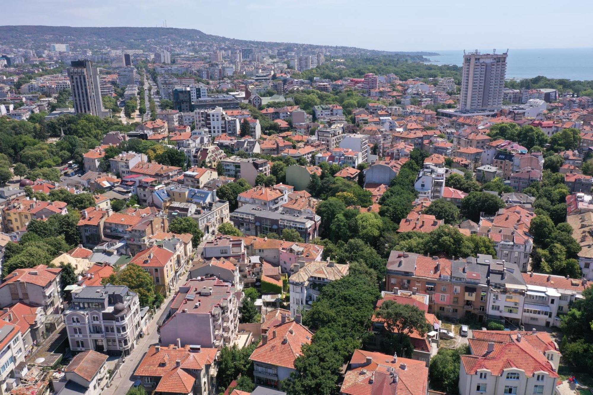 Prestige Central Apartments Varna Bagian luar foto