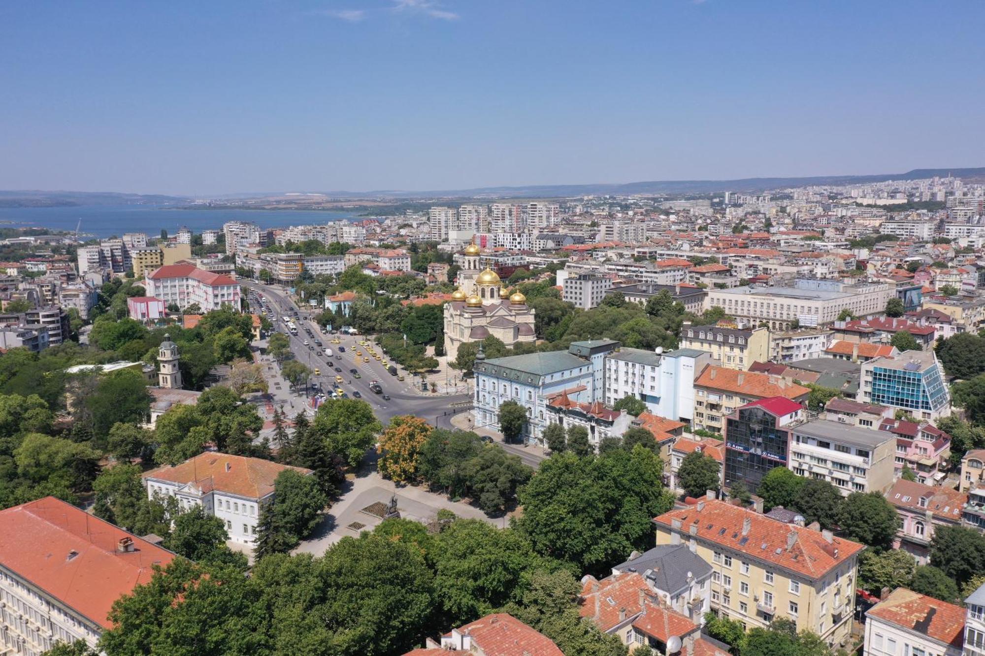 Prestige Central Apartments Varna Bagian luar foto