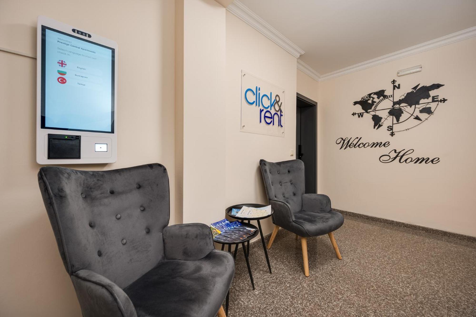 Prestige Central Apartments Varna Bagian luar foto