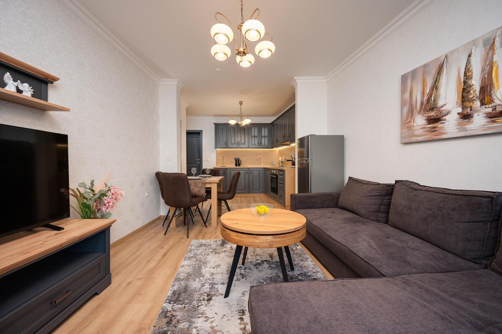 Prestige Central Apartments Varna Bagian luar foto